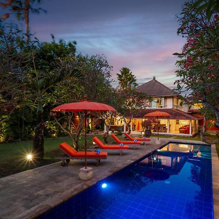 Seminyak Villa Kubuku Екстер'єр фото
