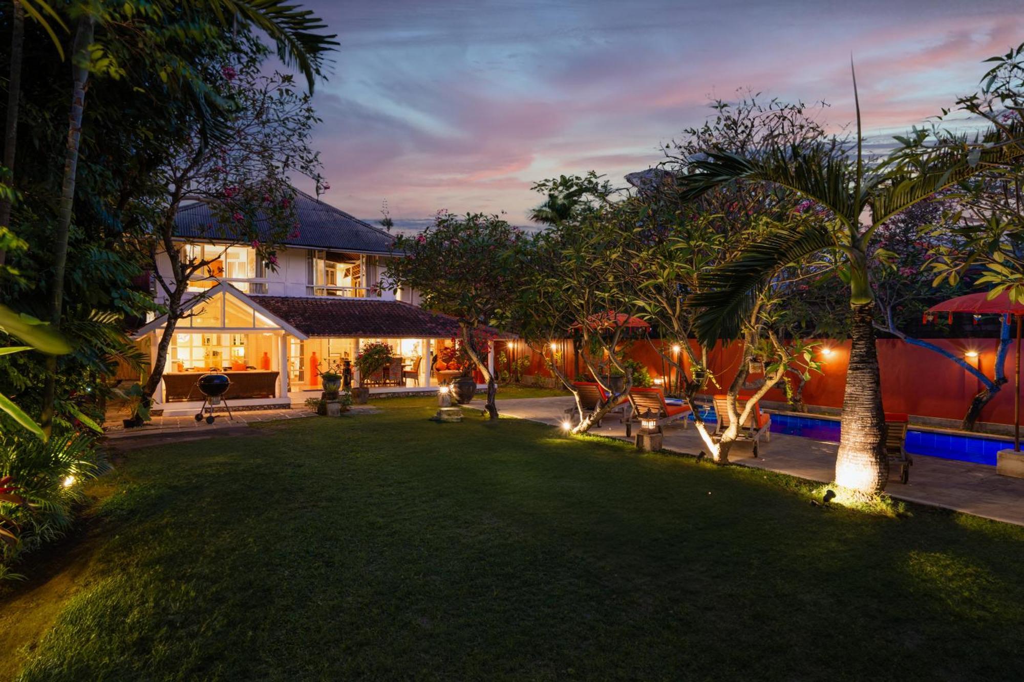 Seminyak Villa Kubuku Екстер'єр фото