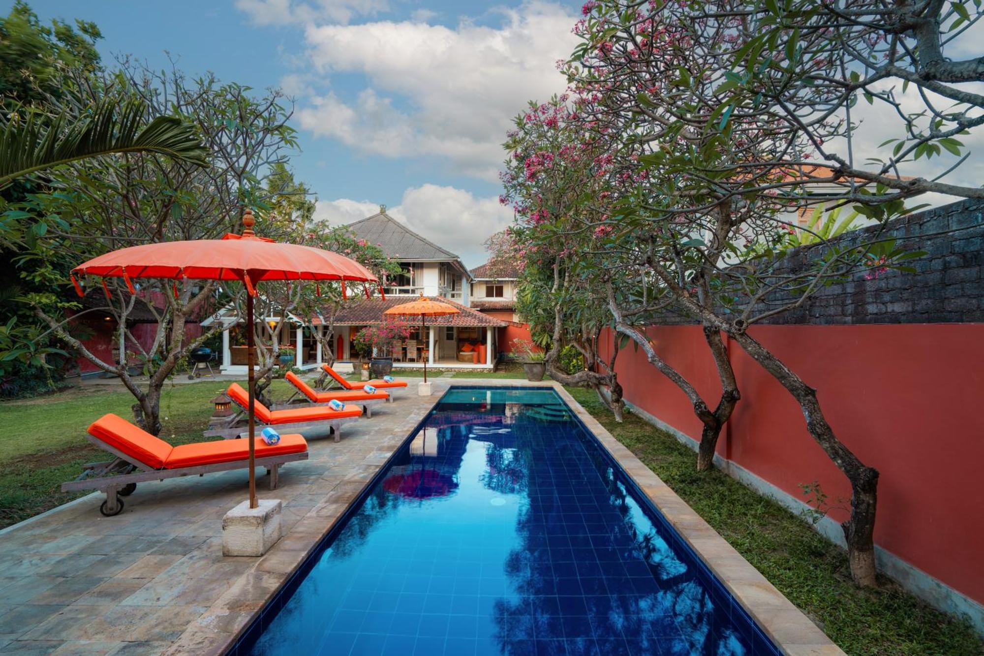 Seminyak Villa Kubuku Екстер'єр фото
